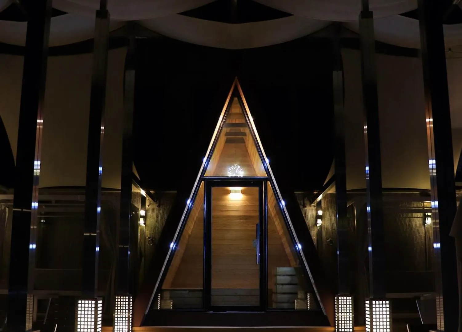 Baymond Hotel Busan 4*,