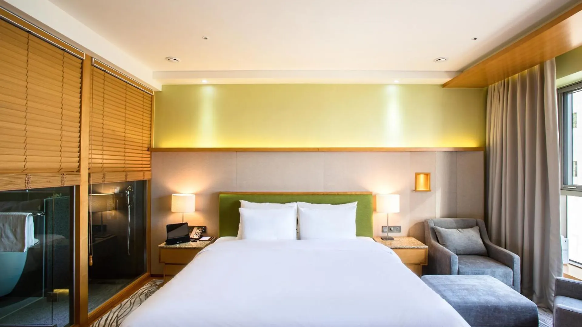 Baymond Hotel Busan 4*,  South Korea